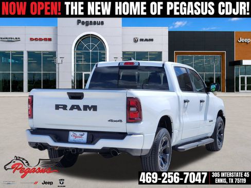New 2026 RAM 1500 Express AWD/4WD image 5