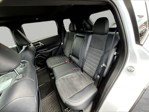 Used 2024 Mitsubishi Outlander SE Black Edition AWD/4WD image 22
