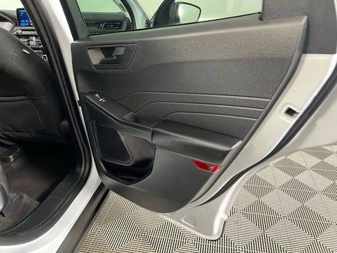 Used 2025 Ford Escape Active image 27