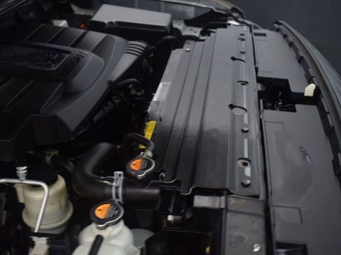 Used 2023 Nissan Titan PRO-4X w/ Pro-4x Convenience Package image 20