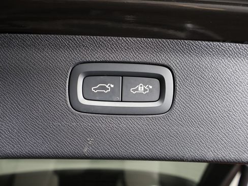 Used 2024 Volvo XC90 T8 Ultimate w/ Protection Package Premier AWD/4WD image 25