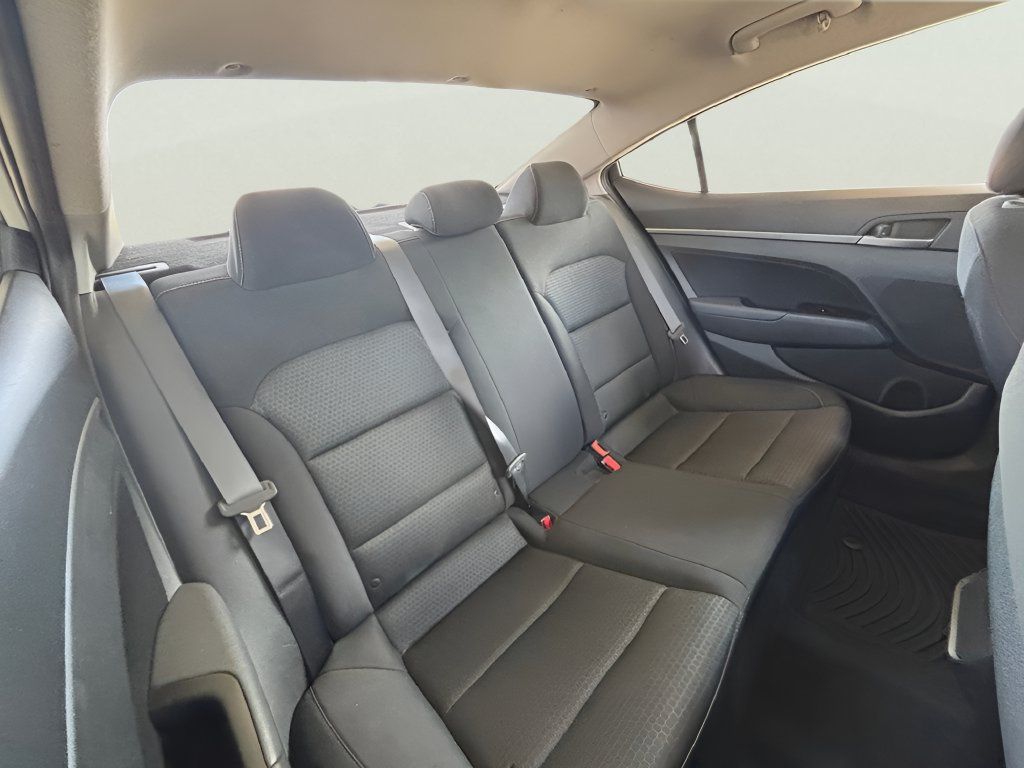 Used 2018 Hyundai Elantra SEL FWD image 10