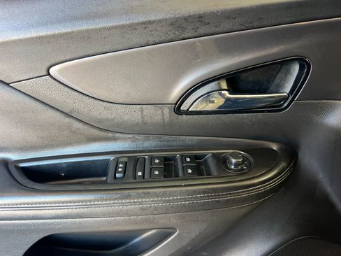Used 2019 Buick Encore Preferred AWD/4WD image 13
