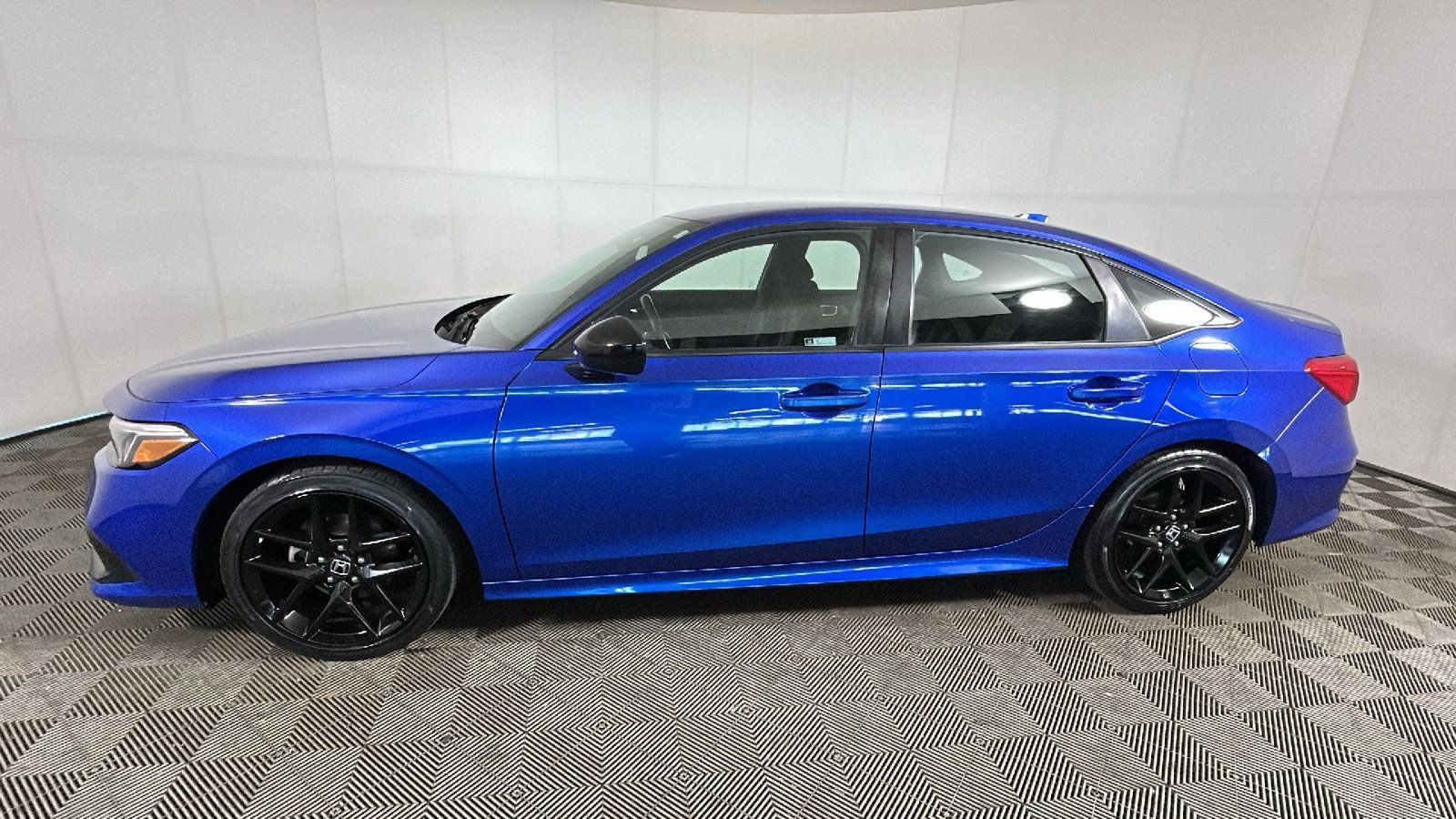 Used 2022 Honda Civic Sport image 5