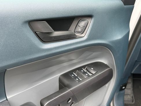 New 2025 Ford Maverick XL FWD image 24