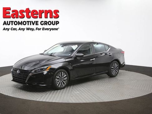 Used 2024 Nissan Altima 2.5 SV image 55
