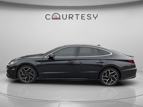 Used 2023 Hyundai Sonata N Line image 2