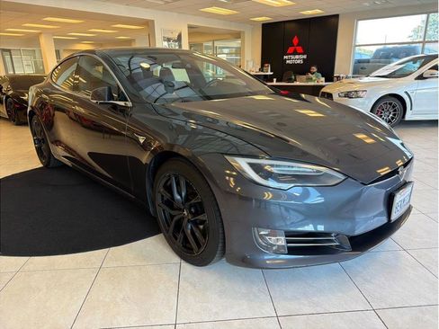 Used 2018 Tesla Model S 100D AWD/4WD image 3