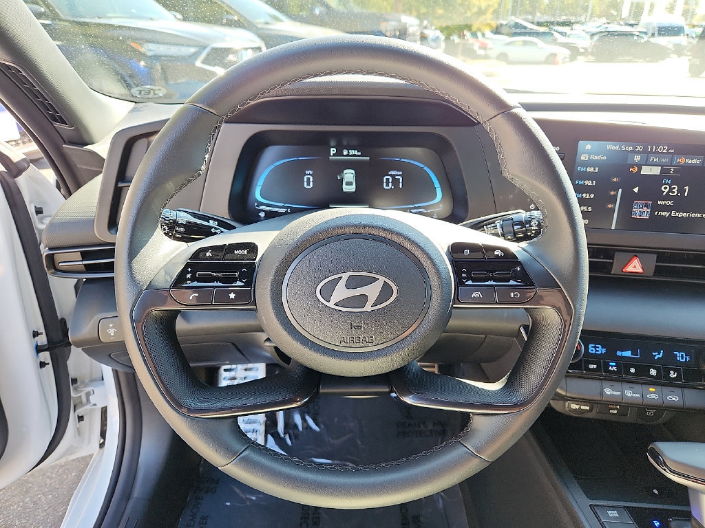 Used 2026 Hyundai Elantra Sport FWD image 18