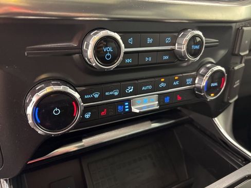 Used 2022 Ford F150 Lariat w/ Equipment Group 502A High AWD/4WD image 32
