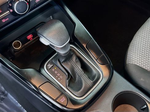 Used 2021 Kia Soul LX image 20