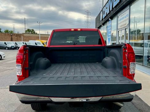 Used 2024 RAM 2500 Big Horn w/ Bed Utility Group image 7