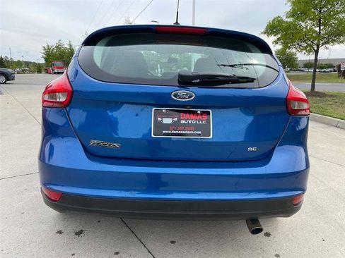Used 2018 Ford Focus SE FWD image 6