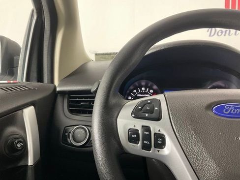Used 2013 Ford Edge SE image 21