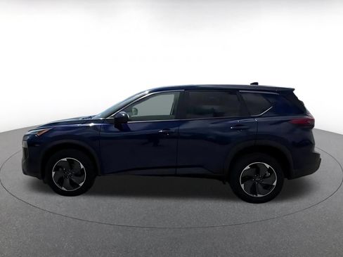 Used 2025 Nissan Rogue SV AWD/4WD image 8