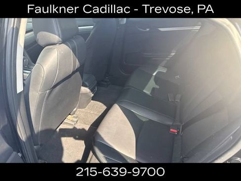Used 2018 Honda Civic Touring image 9