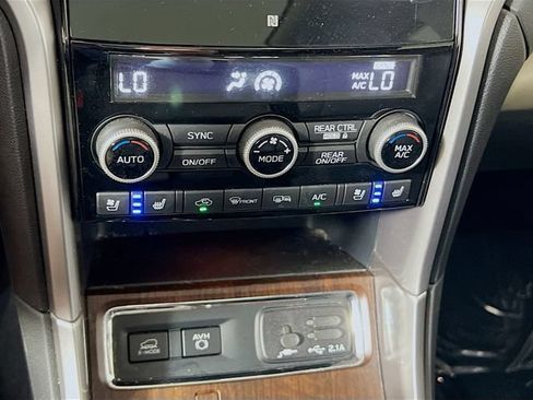 Used 2022 Subaru Ascent Touring w/ Popular Package #2A AWD/4WD image 17