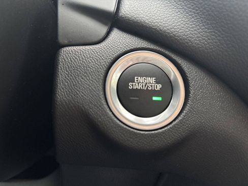 Used 2024 Chevrolet Equinox LT w/ LPO, Floor Liner Package AWD/4WD image 28
