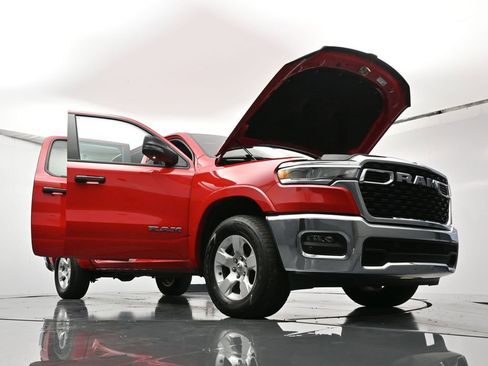 Used 2025 RAM 1500 Big Horn AWD/4WD image 48