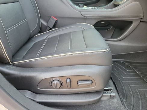 Used 2020 GMC Acadia Denali w/ Denali Ultimate Package AWD/4WD image 21