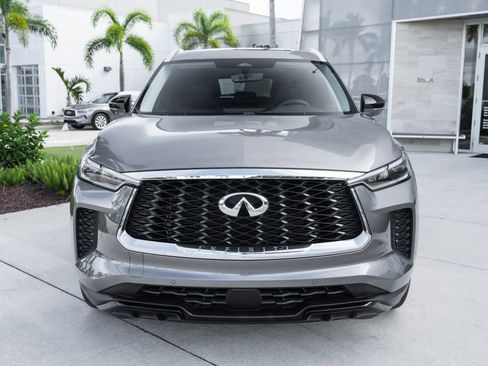 Used 2023 INFINITI QX60 Luxe w/ Cargo Package FWD image 5