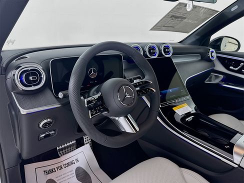 New 2026 Mercedes-Benz GLC 300 image 10