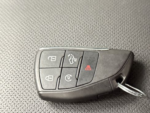 Used 2023 Chevrolet Silverado 1500 LTZ image 46