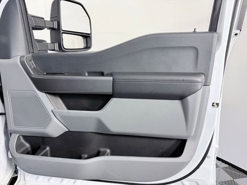 Used 2025 Ford F250 XL w/ STX Appearance Package image 10