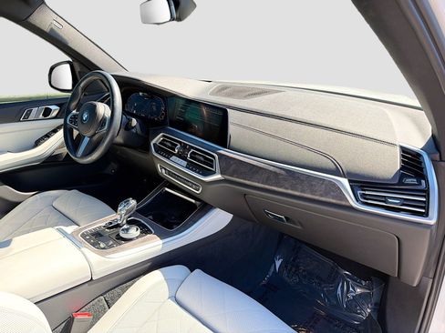 Used 2023 BMW X5 xDrive45e w/ Executive Package image 15