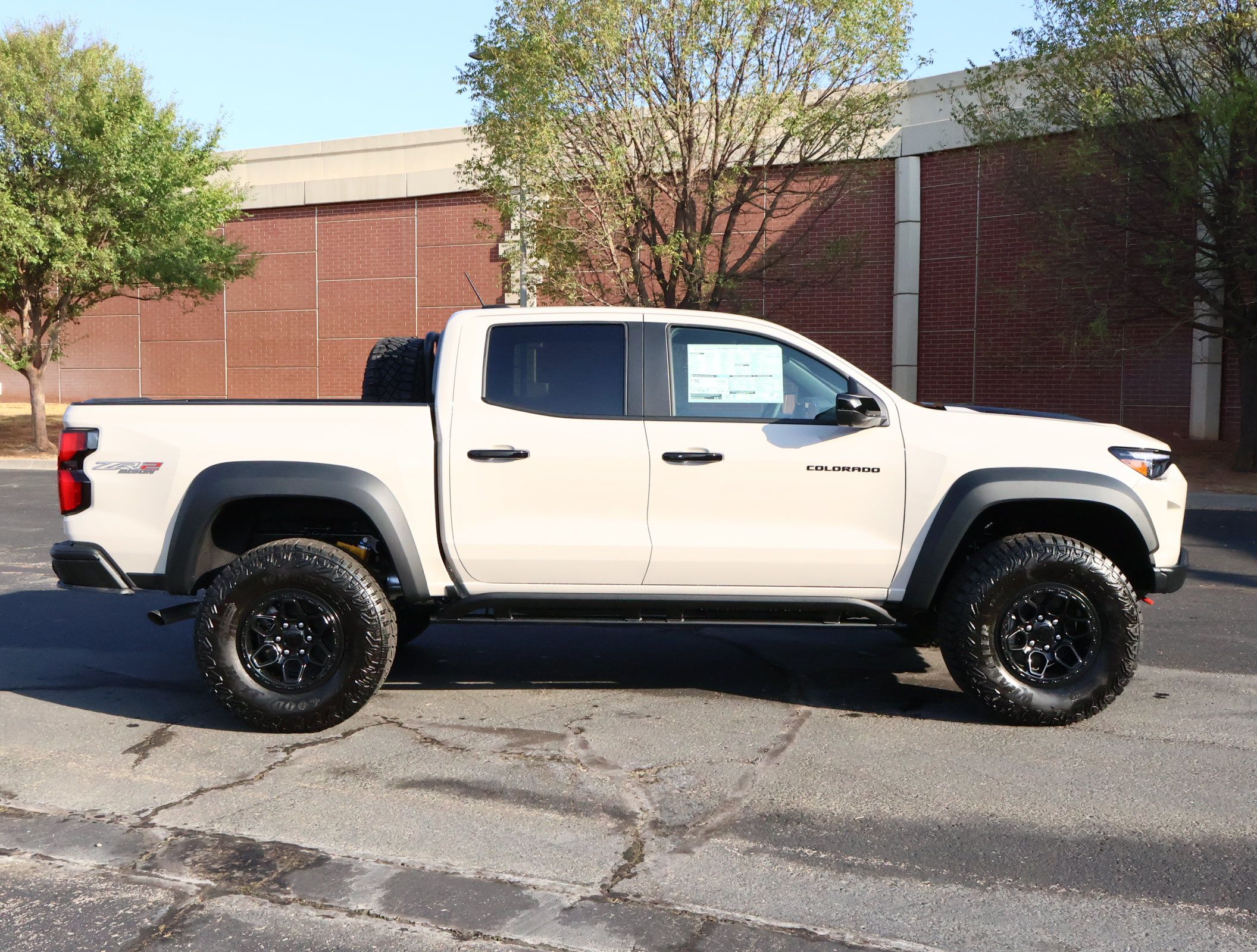 New 2026 Chevrolet Colorado ZR2 w/ ZR2 Bison Edition AWD/4WD image 37