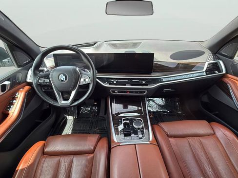 Used 2025 BMW X5 xDrive50e AWD/4WD image 14
