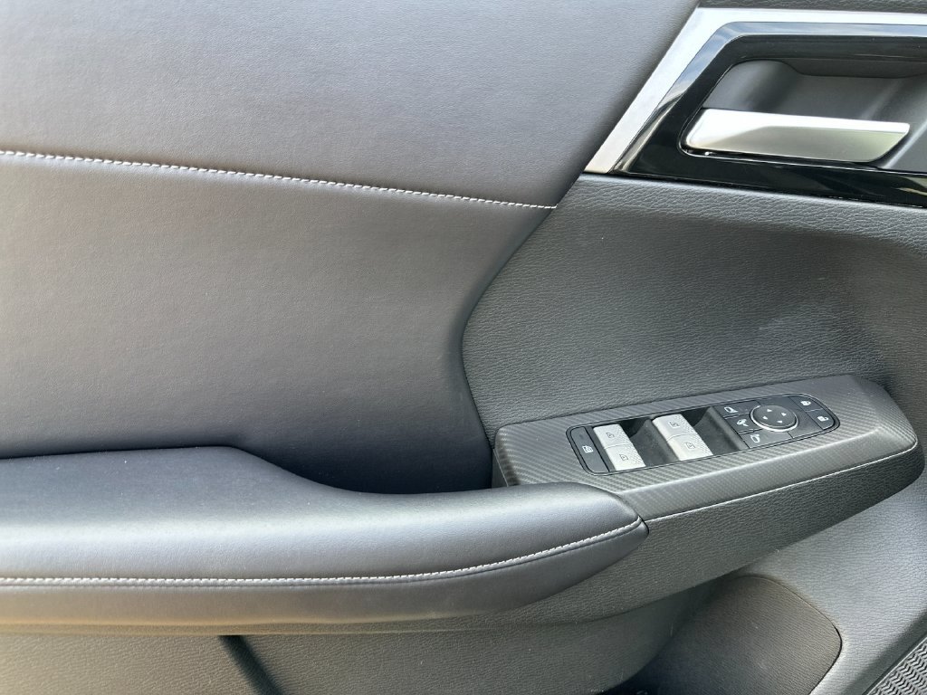 Used 2025 Mitsubishi Outlander SE AWD/4WD image 10