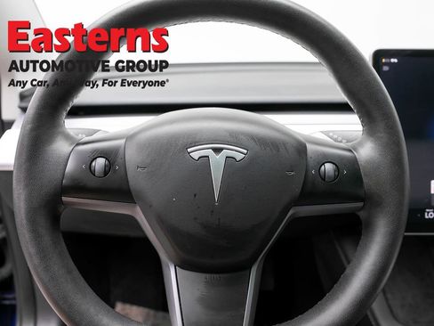 Used 2023 Tesla Model 3 Standard Range RWD image 10