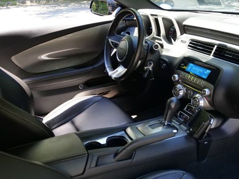 Used 2011 Chevrolet Camaro SS w/ RS Package RWD image 28