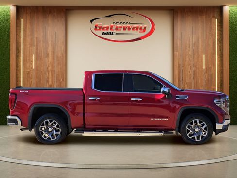 Used 2024 GMC Sierra 1500 SLT w/ SLT Premium Plus Package AWD/4WD image 4