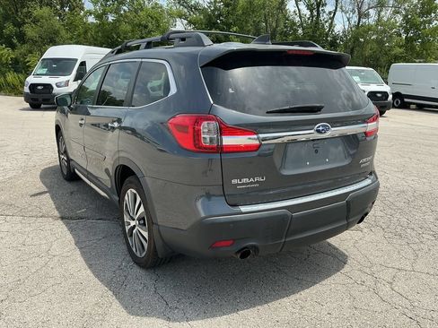 Used 2019 Subaru Ascent Touring w/ Popular Package #3 AWD/4WD image 2