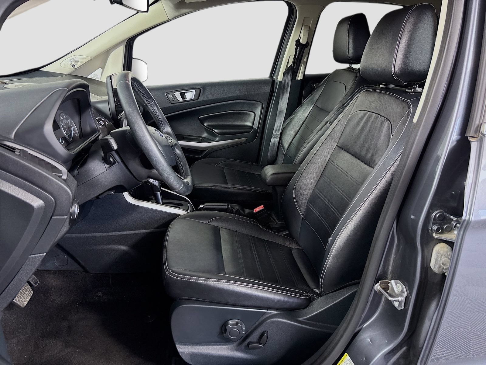 Used 2019 Ford EcoSport Titanium FWD image 21