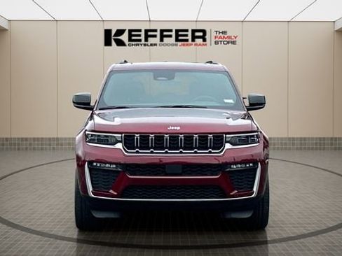 New 2026 Jeep Grand Cherokee Limited image 8