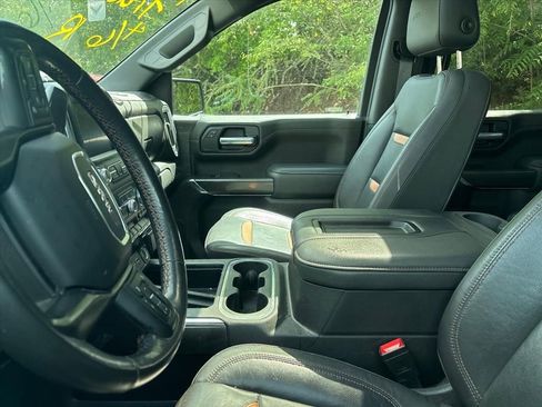 Used 2021 GMC Sierra 1500 AT4 w/ AT4 Premium Package AWD/4WD image 16