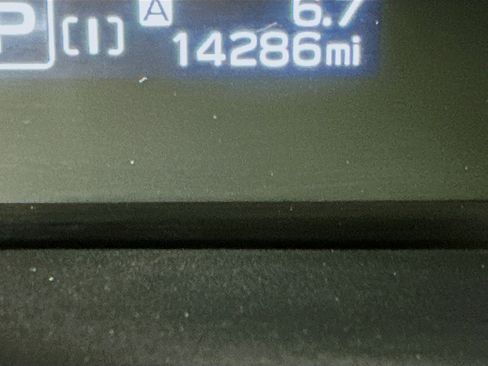 Used 2024 Subaru Crosstrek 2.0i Premium image 19