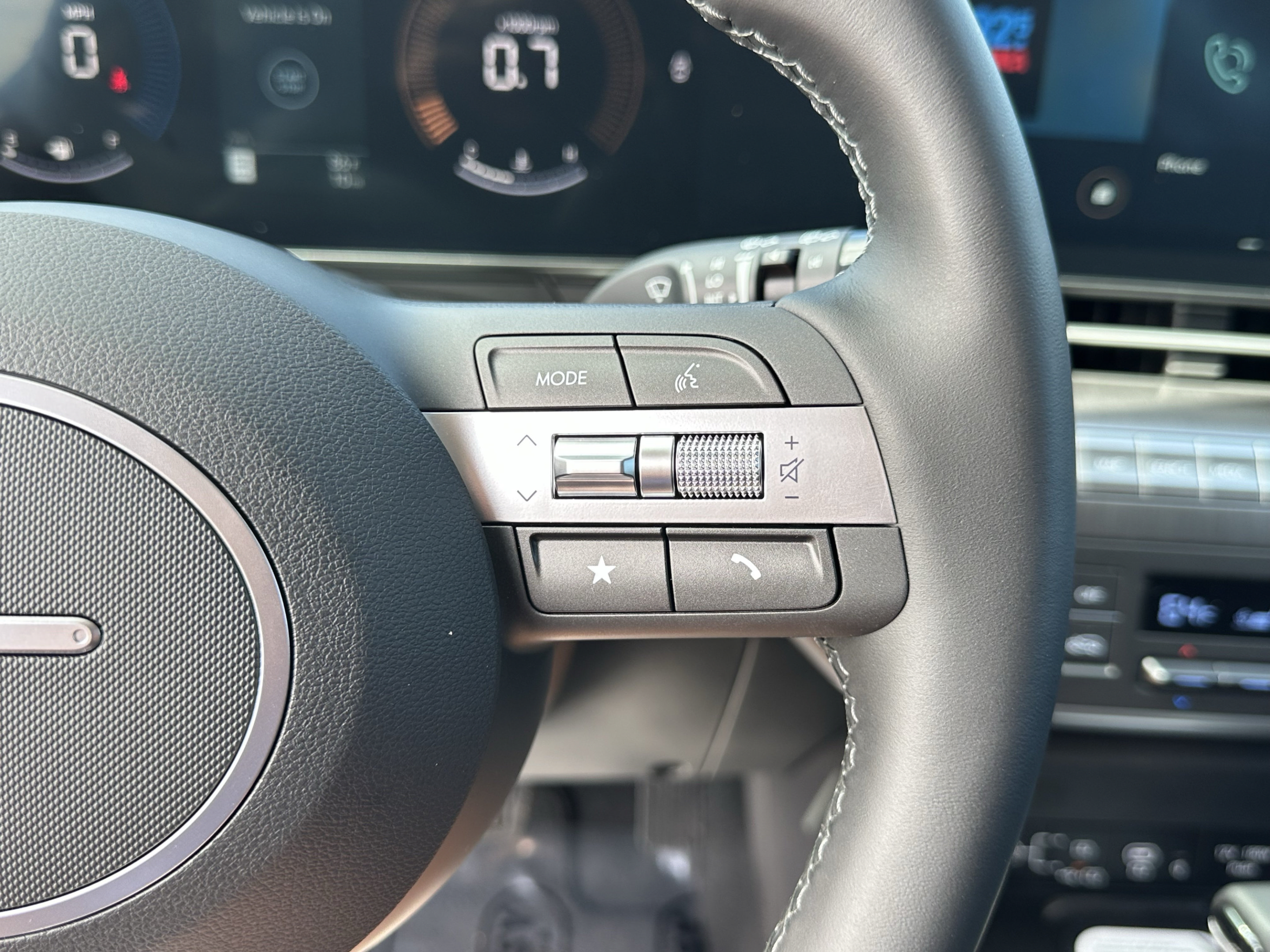 New 2027 Hyundai Kona SEL Sport FWD image 30