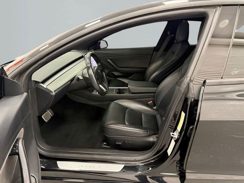 Used 2018 Tesla Model 3 Long Range image 11