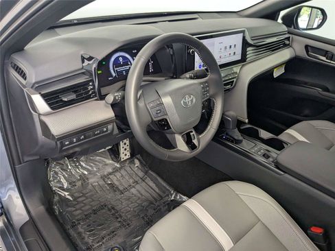 Certified 2026 Toyota Camry SE w/ Multimedia Upgrade Package FWD image 10