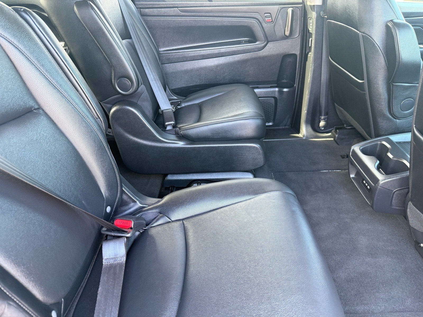 Used 2025 Honda Odyssey EX-L image 30