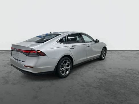 Used 2024 Honda Accord EX image 4