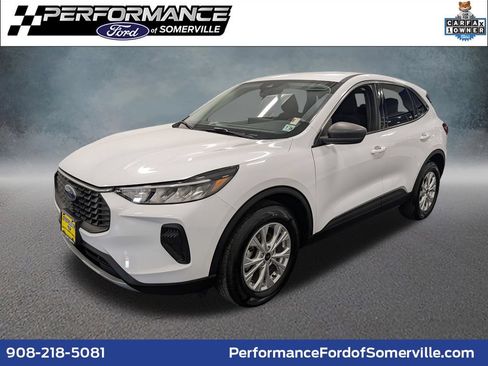 Used 2023 Ford Escape Active w/ Tech Pack #1 AWD/4WD image 1