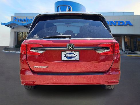 Used 2023 Honda Odyssey EX image 6