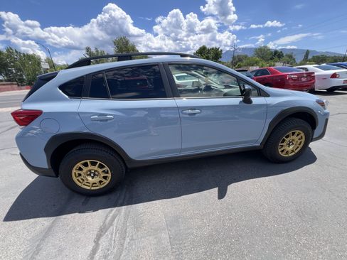 Used 2023 Subaru Crosstrek 2.0i AWD/4WD image 4
