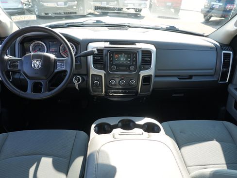 Used 2017 RAM 2500 SLT image 25