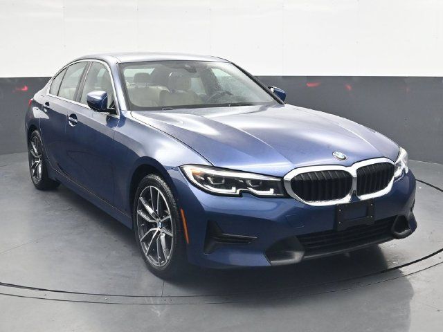 Used 2021 BMW 330i xDrive Sedan AWD/4WD image 2